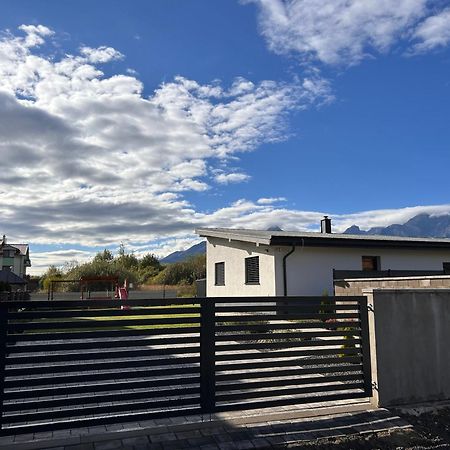 Villa Alex Vel'ka Lomnica Eksteriør billede