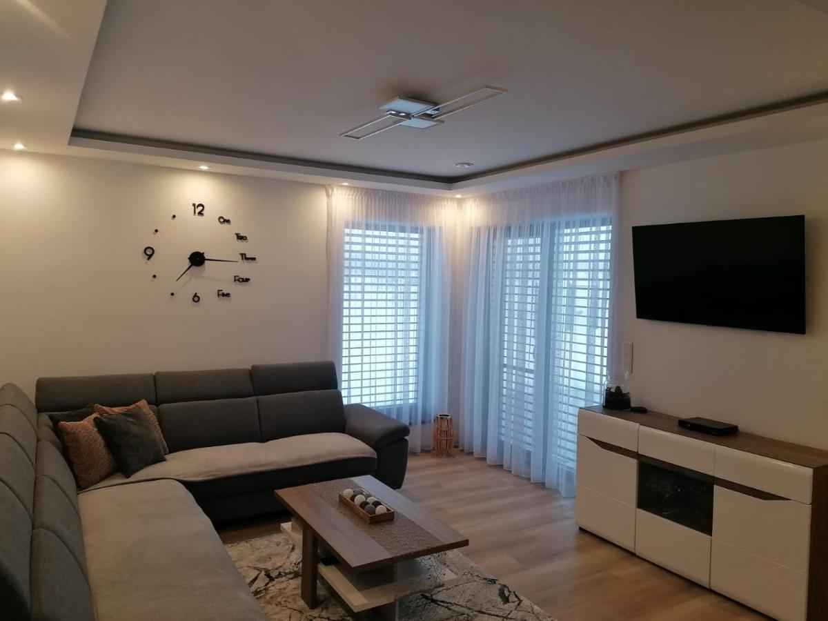 Villa Alex Vel'ka Lomnica Eksteriør billede